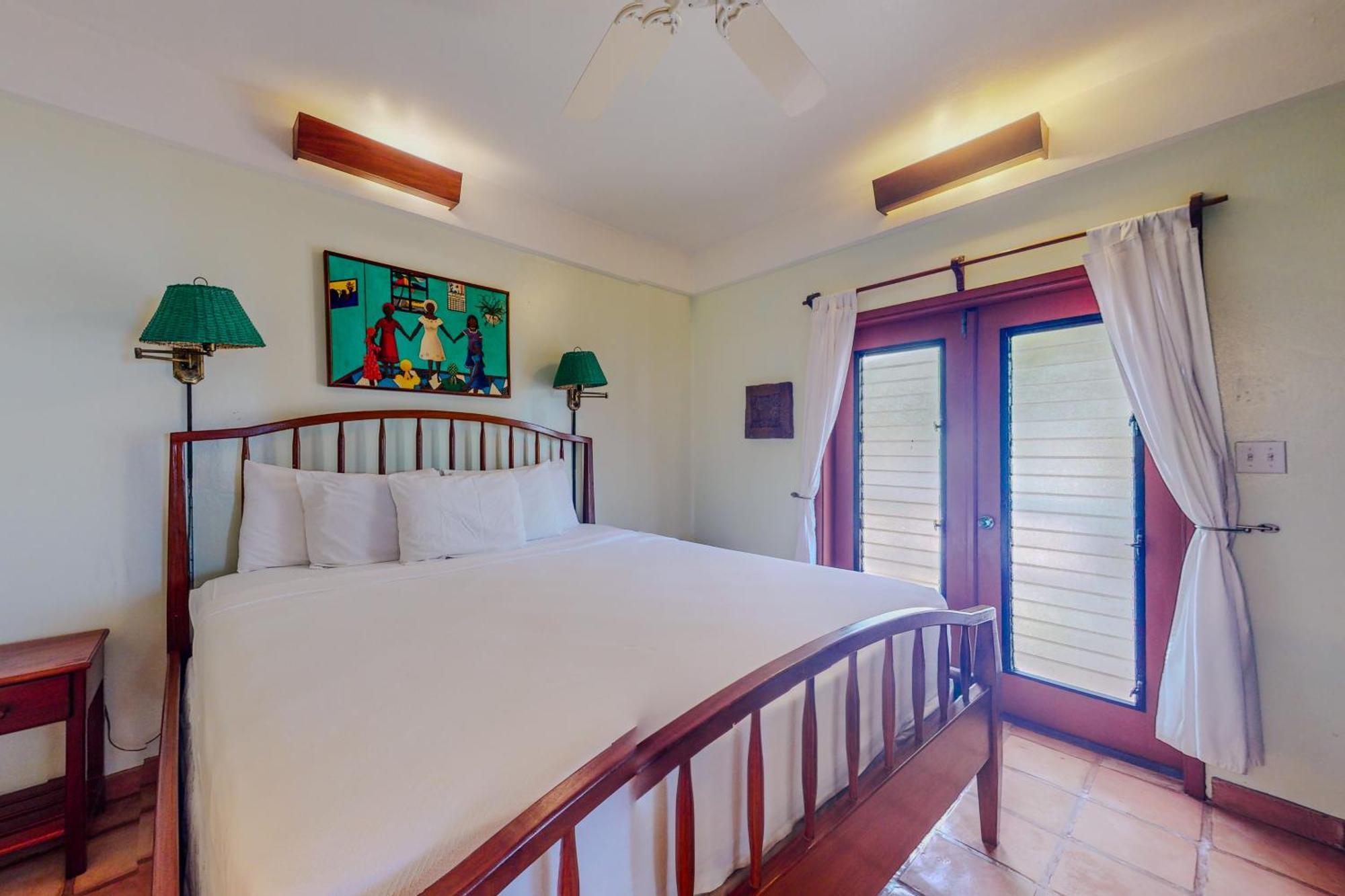 Beachside Villas Gold Standard Certified Placencia Rum bild